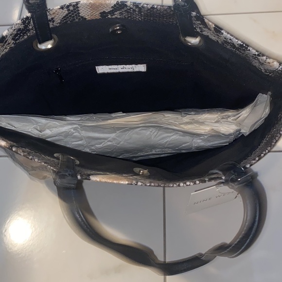 NWT NINE WEST TOTE BAG - Picture 4 of 4
